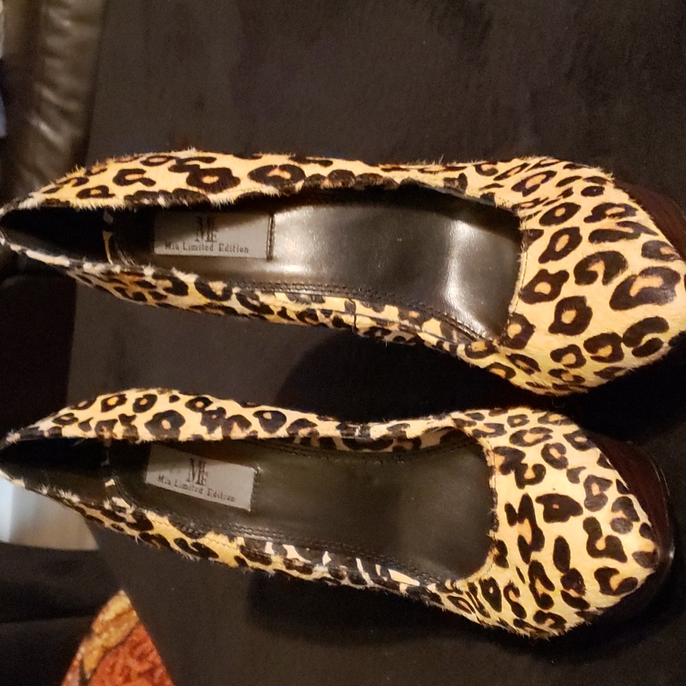 Mia limited edition runway